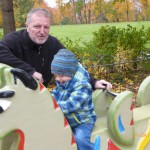 Im Leutewitzer Park mit Oma und Opa